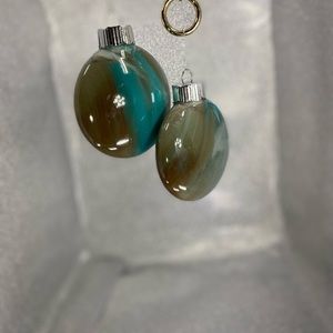 Set of two handcrafted ornaments